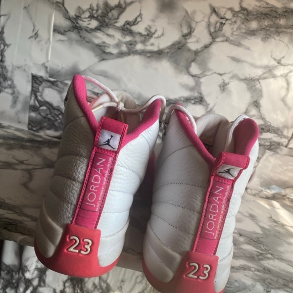 Nike Jordan Retro 12 Vivid Pink - Picture 4 of 4